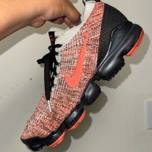 Nike Air VaporMax Flyknit 3 Hyper Crimson AJ6900-800 Men's Size 12 Used